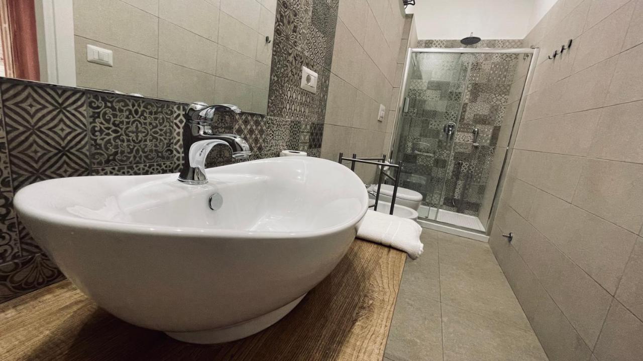 Domus Bianca Lancia Hotel Manfredonia Bagian luar foto